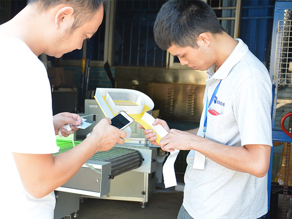 客戶拿樣試機 客戶拿樣試機